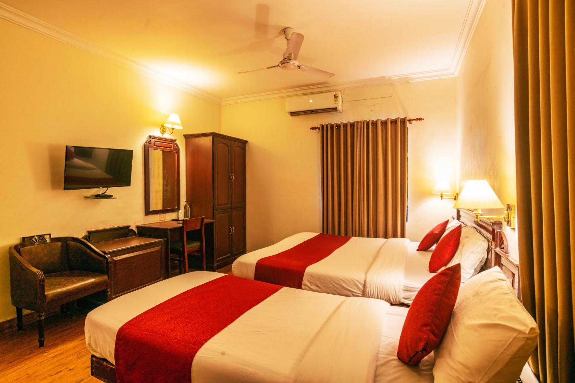 Hotel Archana Inn Kochi Habitación foto