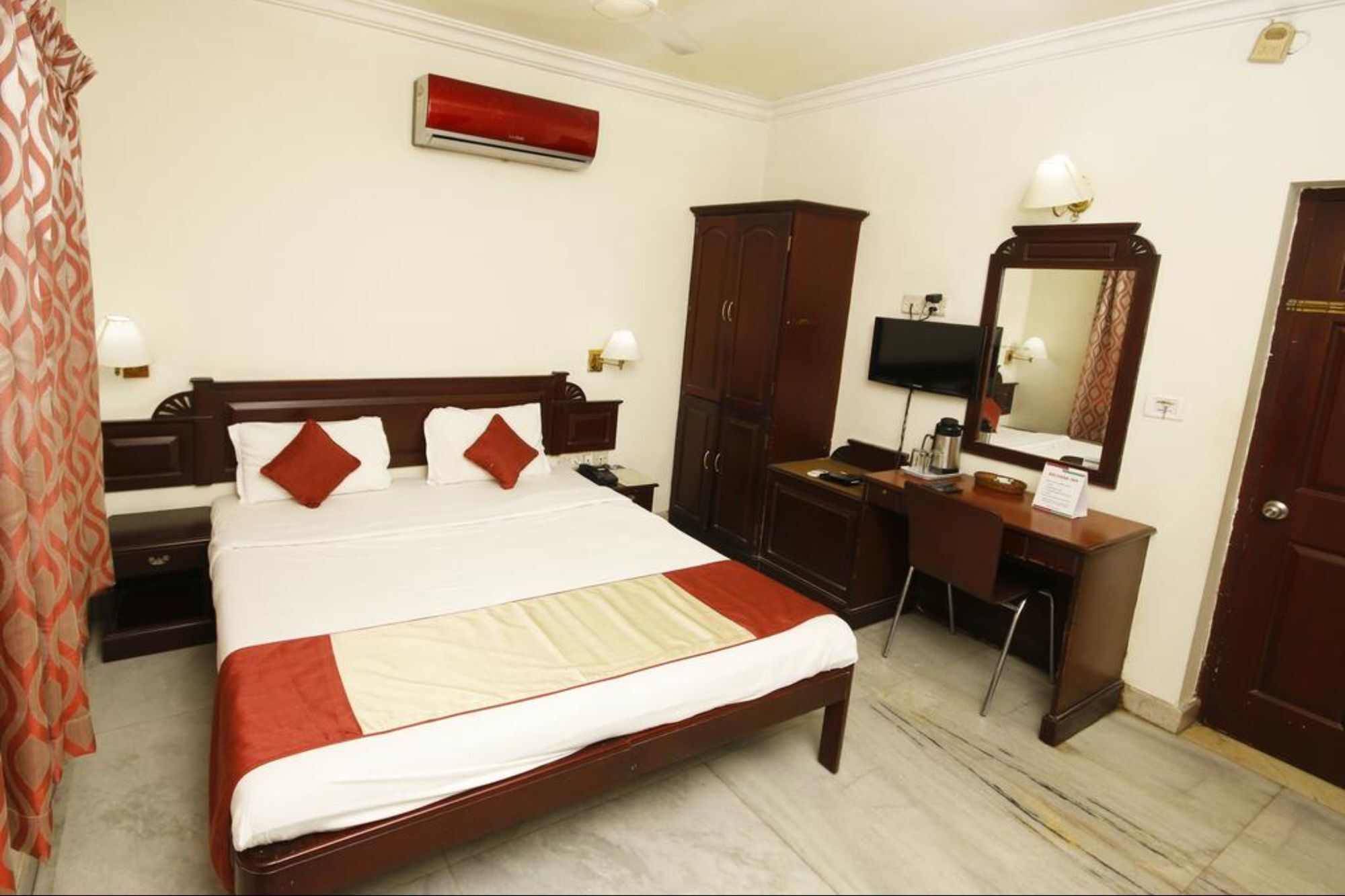 Hotel Archana Inn Kochi Exterior foto
